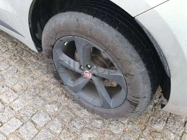 Jaguar F-Pace · Ano 2017