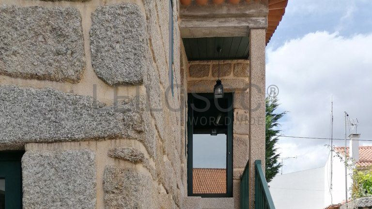 Moradia V2 · Nelas, Viseu