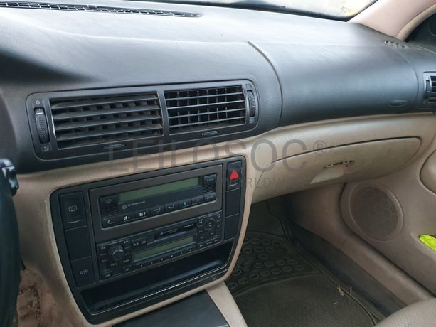 Volkswagen Passat · Ano 1999