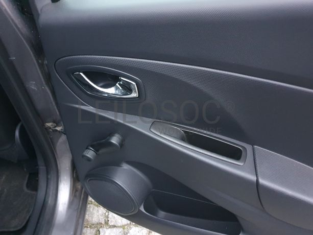 Renault Clio · Ano 2014