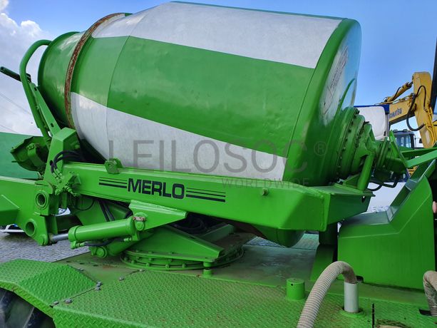 Autobetoneira Merlo DBM 2000