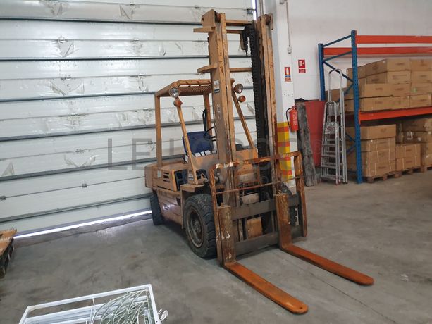 Empilhador Komatsu FD30-7