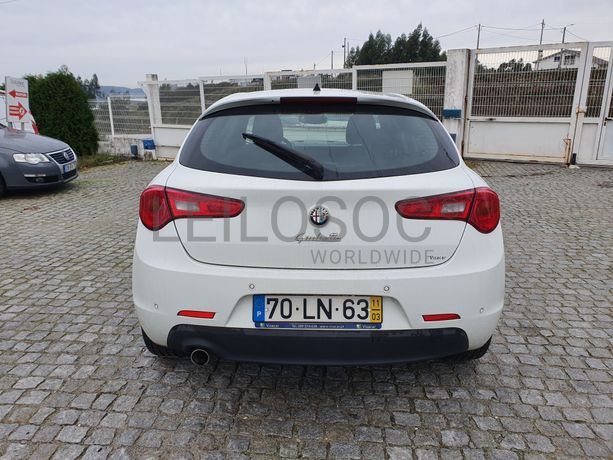 Alfa Romeu Giulietta · Ano 2011
