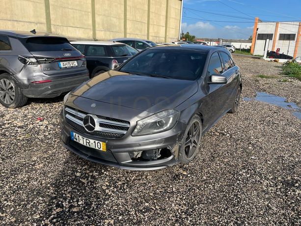 Mercedes-Benz Classe A 180 CDI · Ano 2013