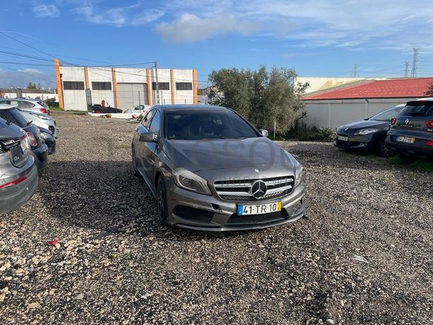Mercedes-Benz Classe A 180 CDI · Ano 2013