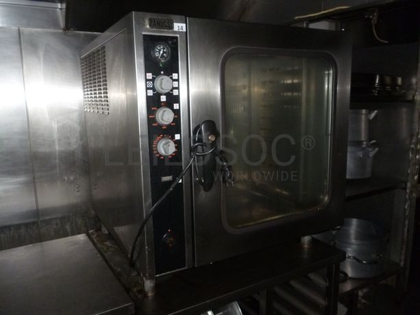 Equipamentos · Hotelaria