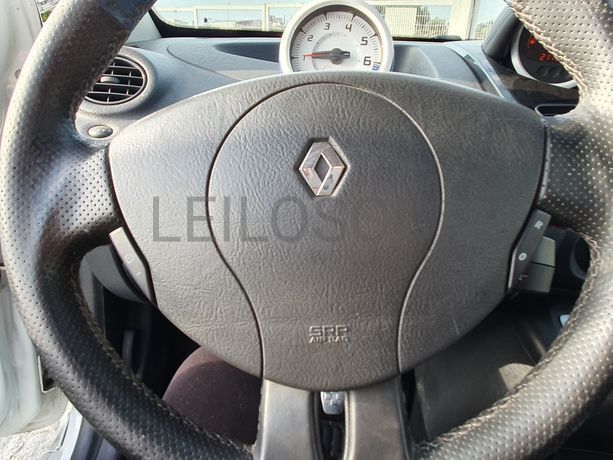 Renault Twingo · Ano 2011