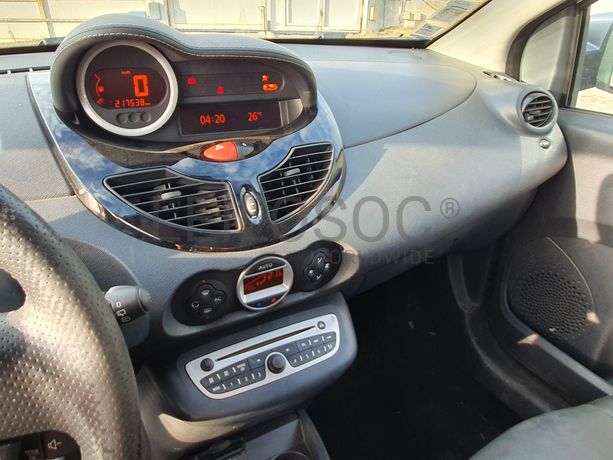 Renault Twingo · Ano 2011