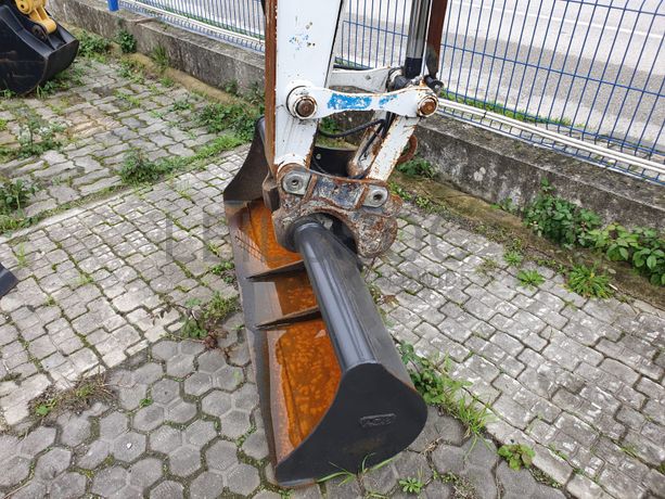 Giratória Yanmar Vio57