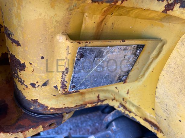 Mini Giratória Komatsu PC14R