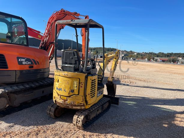 Mini Giratória Komatsu PC14R