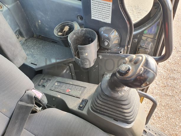 Giratória Komatsu PC138US-8