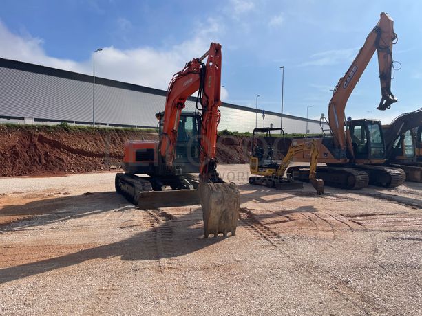 Giratória Doosan DX 80 R