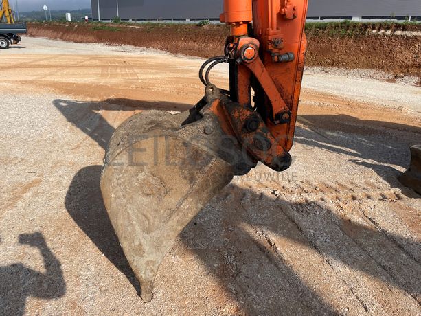 Giratória Doosan DX 80 R