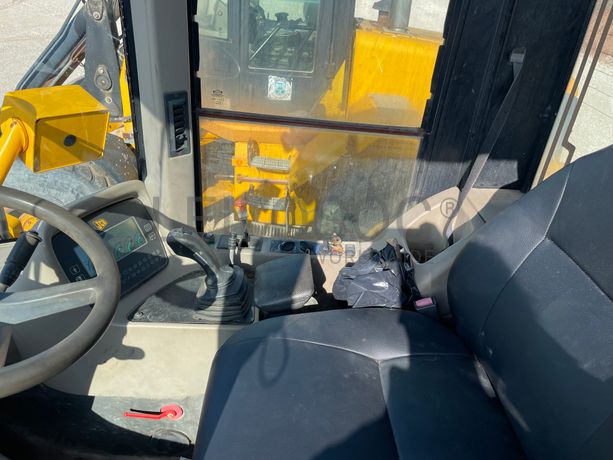 Pá Carregadora JCB 436