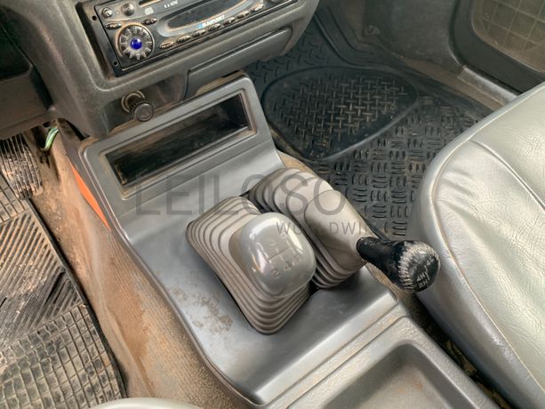 Mitsubishi L200 · Ano 2001