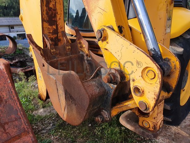 Retroescavadora JCB 3CX