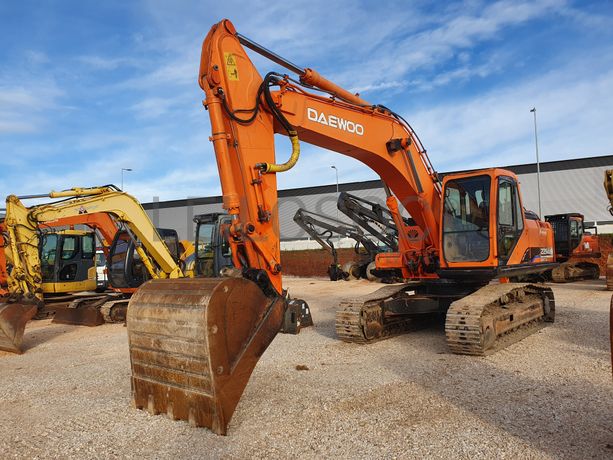 Giratória Daewoo Solar 225NLC-V