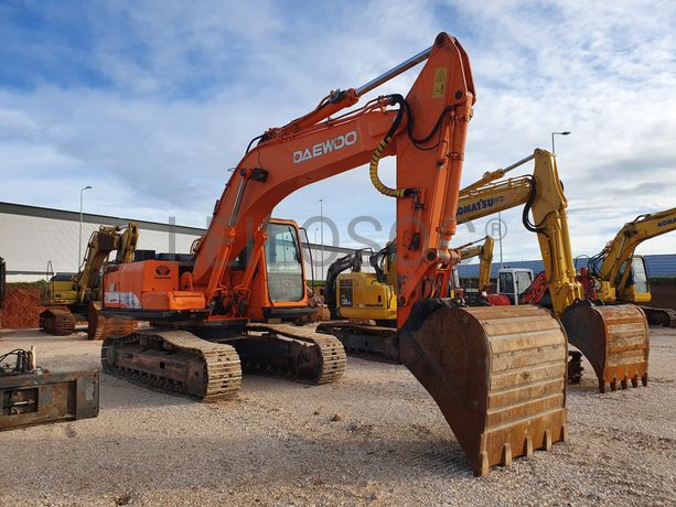Giratória Daewoo Solar 225NLC-V