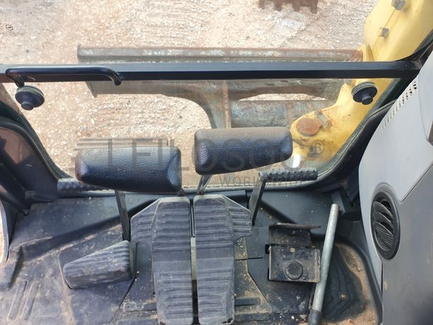 Giratória Komatsu PC88MR-8