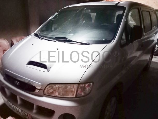 Hyundai H1 · Ano 2001