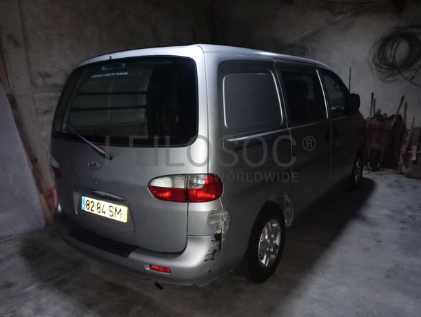 Hyundai H1 · Ano 2001