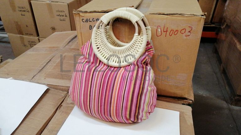 Lote malas e carteiras de senhora