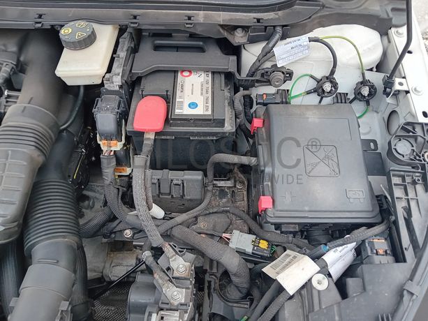 Peugeot 308 · Ano 2018