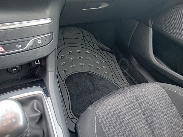 Peugeot 308 · Ano 2018