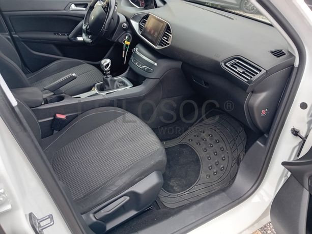 Peugeot 308 · Ano 2018