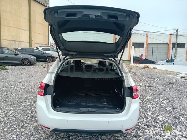 Peugeot 308 · Ano 2018