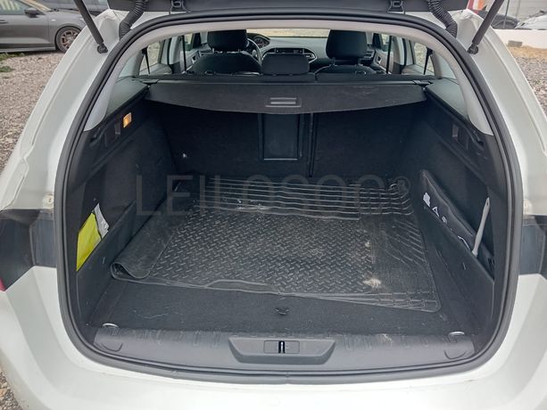 Peugeot 308 · Ano 2018