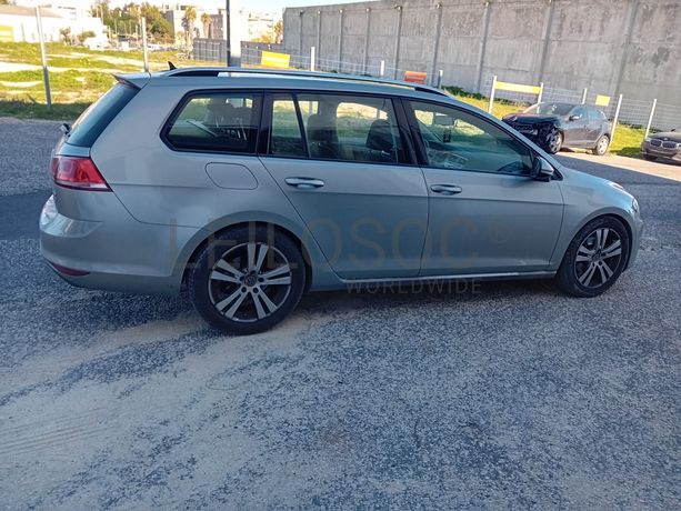 Volkswagen Golf TDI · Ano 2015