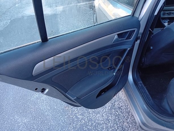 Volkswagen Golf TDI · Ano 2015