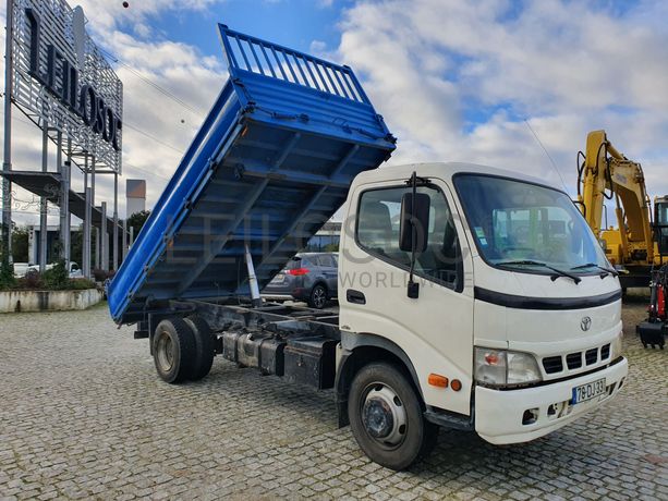 Toyota Dyna · Ano 2007