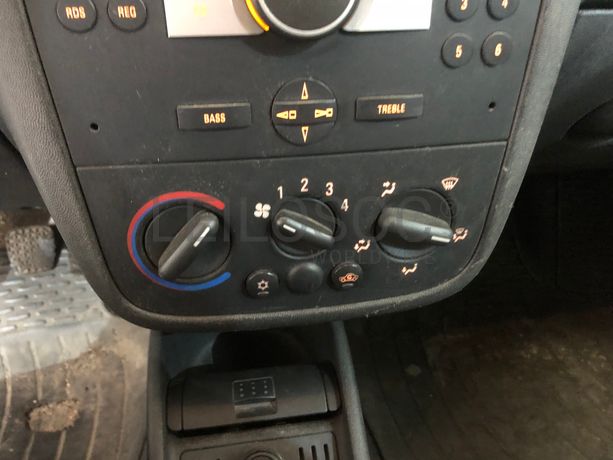 Opel Combo 1.7 CDTI · Ano 2008