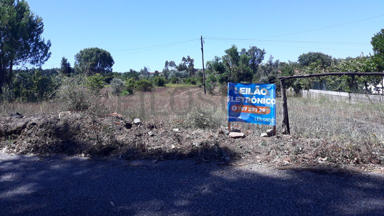 Lote para Construção · Tábua