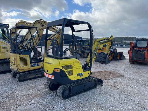 Mini giratória Yanmar SV15