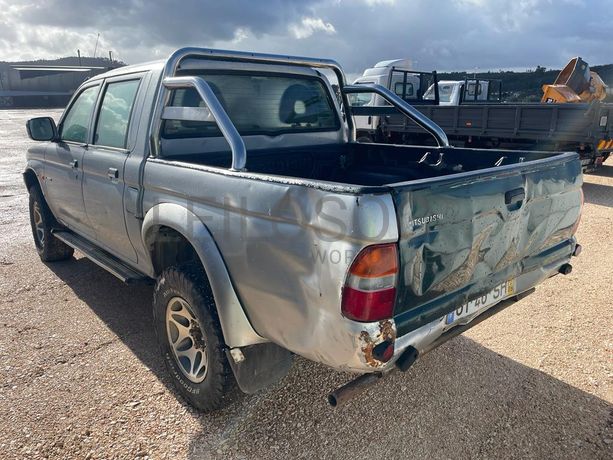 Mitsubishi L200 2.5 TD · Ano 2001