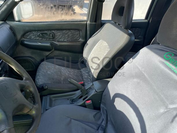 Mitsubishi L200 2.5 TD · Ano 2001