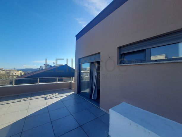 Proporção de 1/2 de Moradia V4 · Valongo