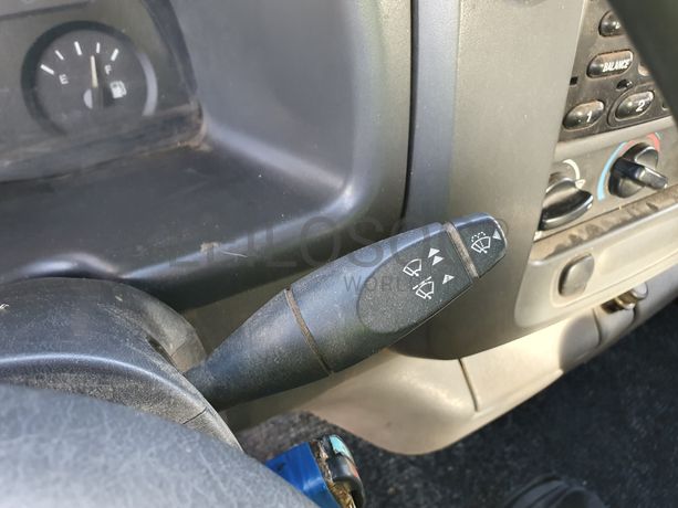 Ford Transit · Ano 2003 90-83-VJ