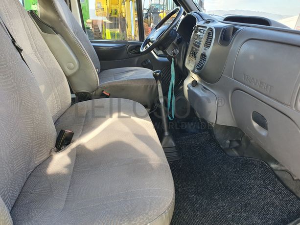 Ford Transit · Ano 2003 90-83-VJ