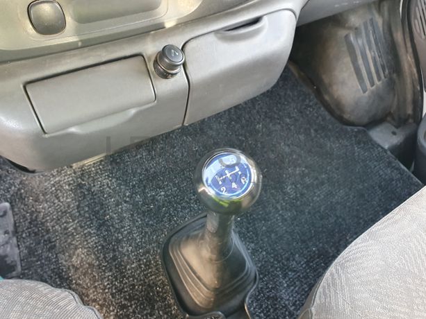 Ford Transit · Ano 2003 90-83-VJ