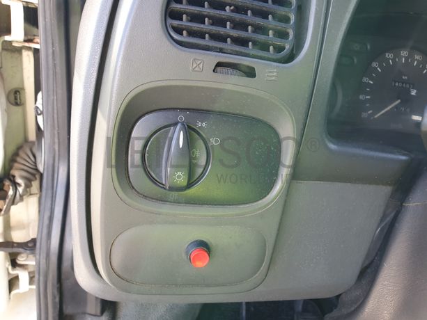 Ford Transit · Ano 2003 90-83-VJ