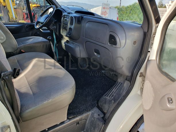 Ford Transit · Ano 2003 90-83-VJ