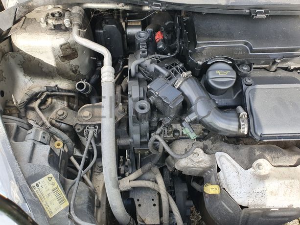 Ford Fiesta · Ano 2010 87-JJ-79