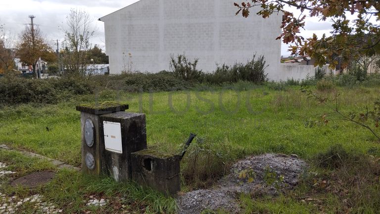 Lote para Construção de Bloco Habitacional · Viseu