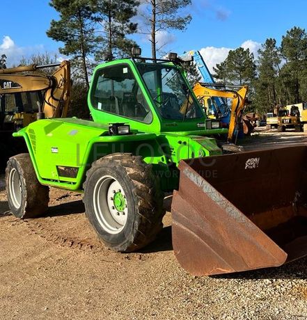 Empilhador Telescópico Merlo P28.7K