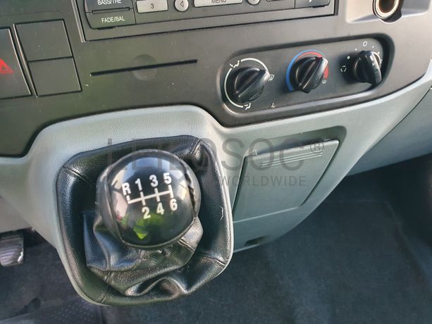 Ford Transit · Ano 2011